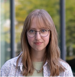 Portrait of Maggie Duncan