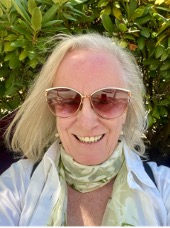 Portrait of Shelly Tognazzini
